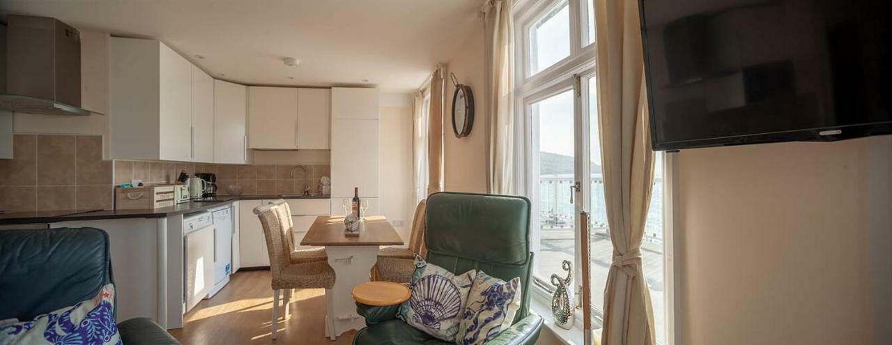 Garden Apartment, 1 Pilots Point Totland Exterior foto